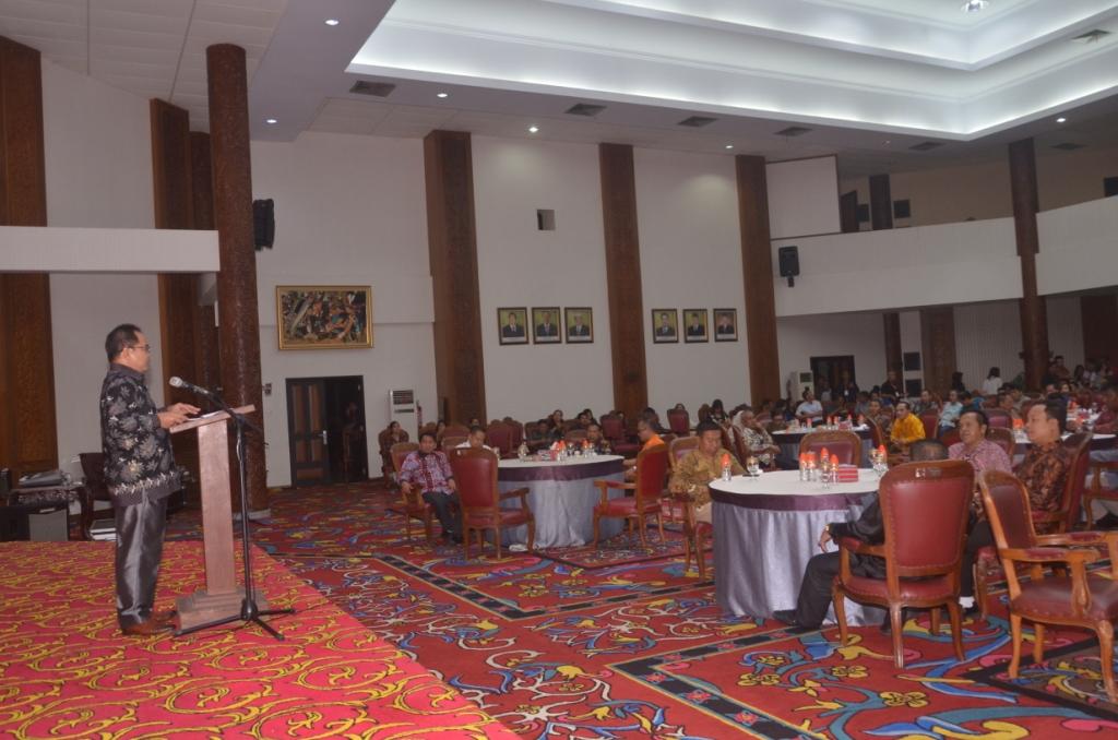 Kontingen  Pesparawi dijamu Dan hibur Lagu-lagu Rohani